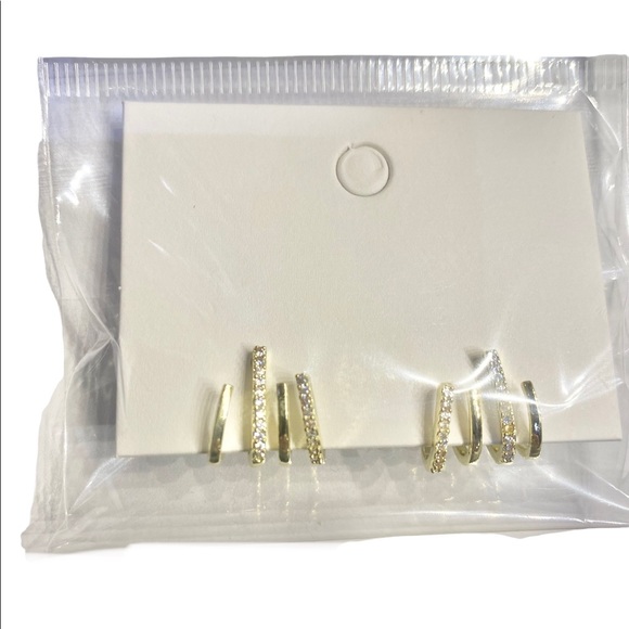 New Claw Ear Hook Clip Earrings  Four-Prong Setting CZ Gold Color - Picture 6 of 6